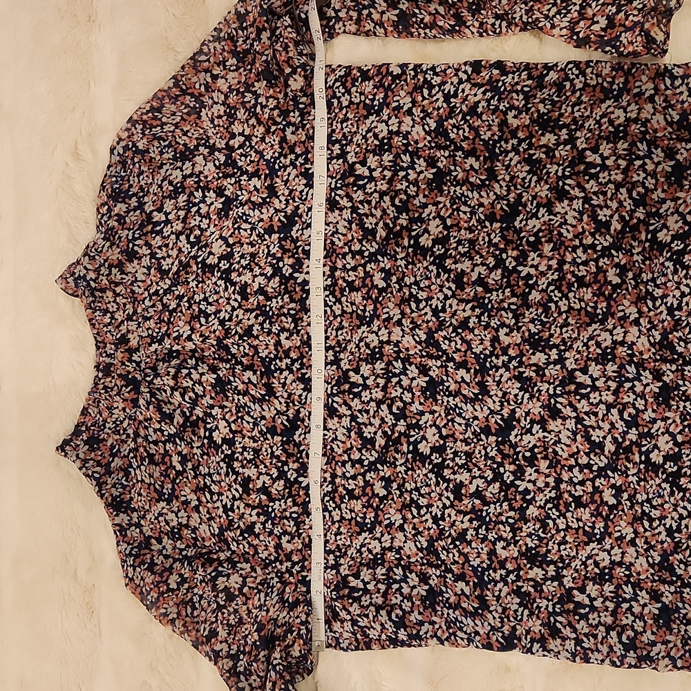 Vince Camuto Fresh Blooms Print 3/4 Sleeve Button Shoulder Chiffon Blouse size M - Picture 9 of 14